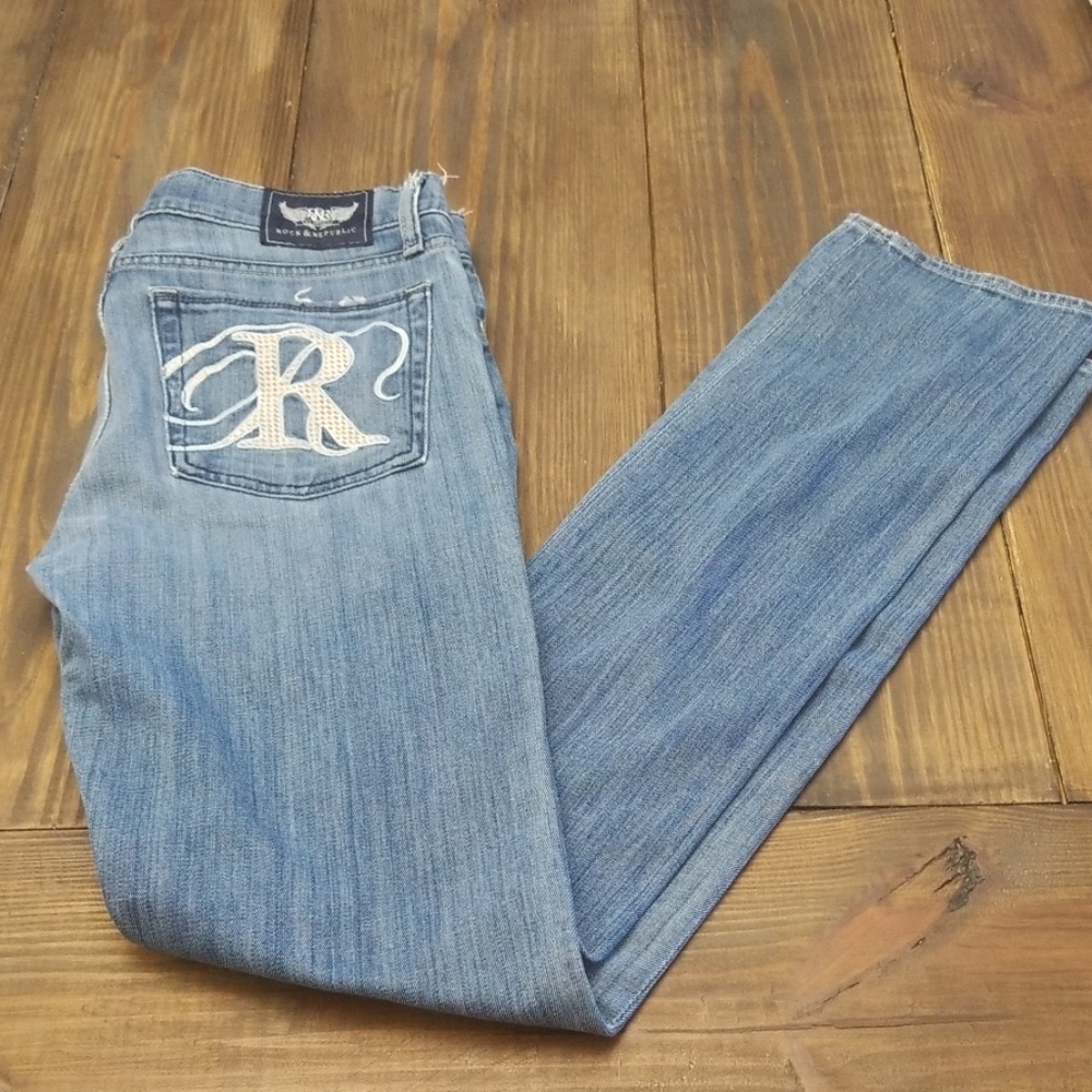 Rock & Republic Distressed Stella Jeans Size 30